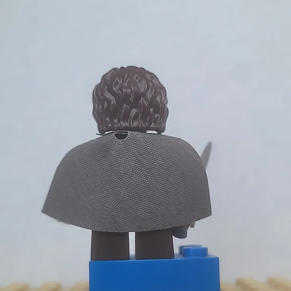 Lego Lord Of The Rings Frodo Baggins Minifigure - Picture 2 of 6